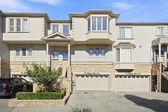 92 Rolling Hills Lane, Caledon, ON L7E 4E1