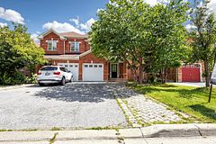 3328 Southwick Street, Mississauga, ON L5M 7K9