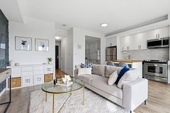165 Legion Road N 825, Toronto, ON M8Y 0B3