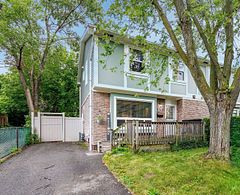 37 Salisbury Circle, Brampton, ON L6V 2Z4