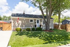 869 First Street, Mississauga, ON L5E 1A6