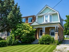 4 Marshall Boulevard, Toronto, ON M6N 2R7
