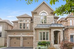 32 Impulse Circle, Brampton, ON L6X 0X9
