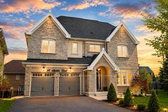 14 Ayrshire Court, Brampton, ON L6Z 0G6
