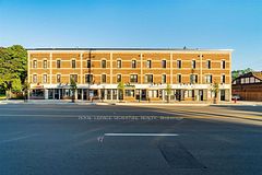 760 Lakeshore Road E 202, Mississauga, ON L5E 1C7