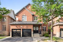 47 Sorbonne Drive, Brampton, ON L6P 1Y6