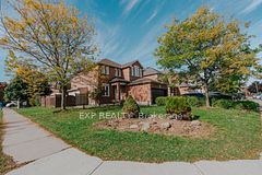 206 Drinkwater Road Upper, Brampton, ON L6Y 4Z3