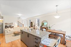 1429 Almonte Drive, Burlington, ON L7P 0V7
