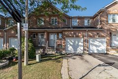 200 Cresthaven Road 45, Brampton, ON L7A 1J5