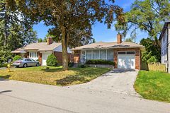 40 Kirk Bradden Road E, Toronto, ON M8Y 2E7