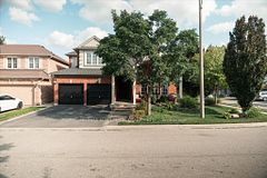 32 Redcastle Street, Brampton, ON L7A 1Y5