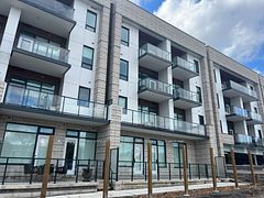 123 Maurice Drive 313, Oakville, ON L6K 2W6