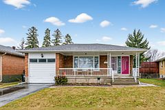 42 Dixfield Drive LOWER, Toronto, ON M9C 4J1