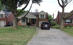 81 Freemont Avenue Basement, Toronto, ON M9P 2W7