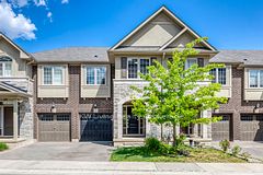 3291 Mockingbird Common, Oakville, ON L6H 0W9