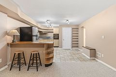 143 McCraney Street W BASEMENT, Oakville, ON L6H 1H5