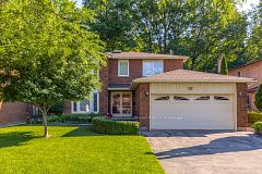 4235 Perivale Road, Mississauga, ON L5C 4B1