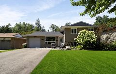 128 Elmore Drive, Halton Hills, ON L7J 1T2