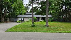 1065 Bomorda Drive, Oakville, ON L6H 1Y3