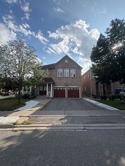 32 Midnightsun Trail, Brampton, ON L6R 3K3