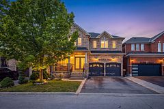 54 Lockburn Crescent, Brampton, ON L7A 3W8
