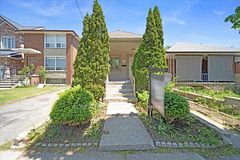 179 Thirtieth Street, Toronto, ON M8W 3C6
