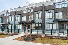 2285 McNab Lane 3, Mississauga, ON L5J 0B3