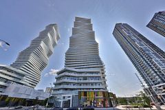 3900 Confederation Parkway 3212, Mississauga, ON L5B 0M3
