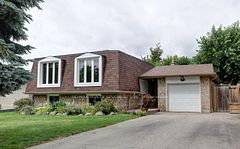 293 Louis Drive, Mississauga, ON L5B 1Z2