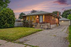 110 Celestine Drive, Toronto, ON M9R 3N9