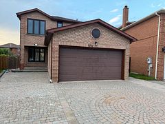3271 Pilcom Crescent, Mississauga, ON L5B 3X5