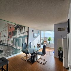 550 Webb (Shared Space) Drive 409, Mississauga, ON L5B 3Y4