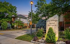 5659 Glen Erin Drive 40, Mississauga, ON L5M 5P2