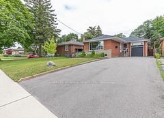 128 The Westway, Toronto, ON M9P 2B9