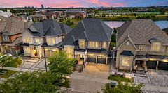 8 Adrian Crescent, Brampton, ON L6X 5M6