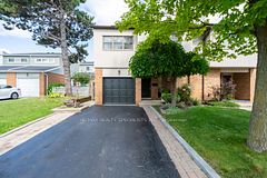 2431 Basswood Crescent, Mississauga, ON L5L 1Y2