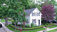 124 Chisholm Street, Oakville, ON L6K 3J2