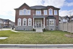 8 Arrowstone Court, Brampton, ON L6R 3T5