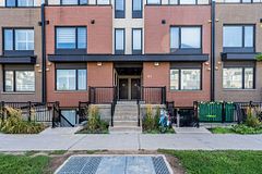 161 William Duncan Road 8, Toronto, ON M3K 0B9