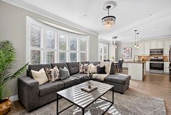 755 Rayner Court, Milton, ON L9T 0P1