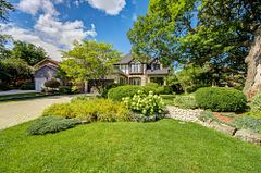 2025 BURBANK Drive, Mississauga, ON L5L 2T6