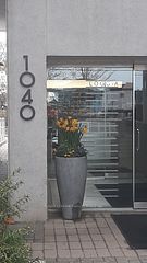 1040 The Queensway, Toronto, ON M8Z 0A7