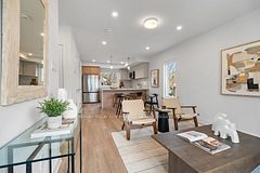 34 Poplar Avenue 2, Toronto, ON M9B 3R4