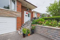 52 Dellbrook Crescent, Toronto, ON M9L 1E2