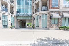 216 Oak Park Boulevard 315, Oakville, ON L6H 0K3