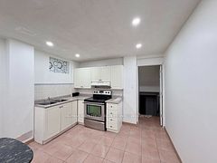 3948 Midhurst Lane Basement, Mississauga, ON L4Z 1C7