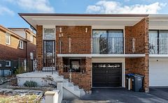 55 Major Oaks Drive #Main, Brampton, ON L6V 3K1