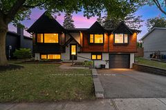 2505 Yarmouth Crescent, Oakville, ON L6L 2M9