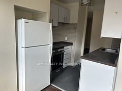3 Hill Heights Road 202, Toronto, ON M8Y 1Z1