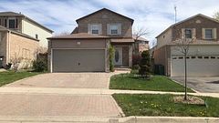 1538 Cuthbert Avenue, Mississauga, ON L5M 3R5